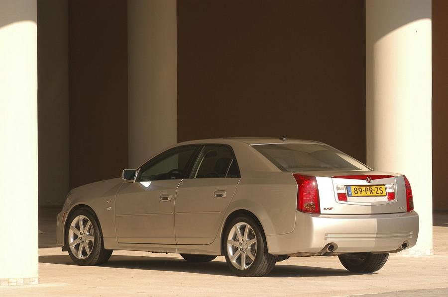  Cadillac CTS-V Coupe 2010 года  (фото 96 из 315)
